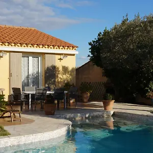 Couette-café Et Soleil, Sausset-les-Pins