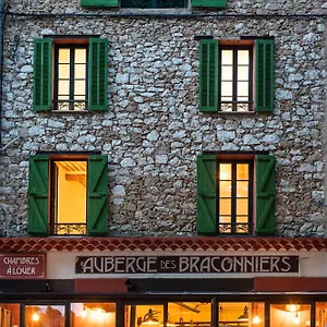 Hotel Des Braconniers, Ampus